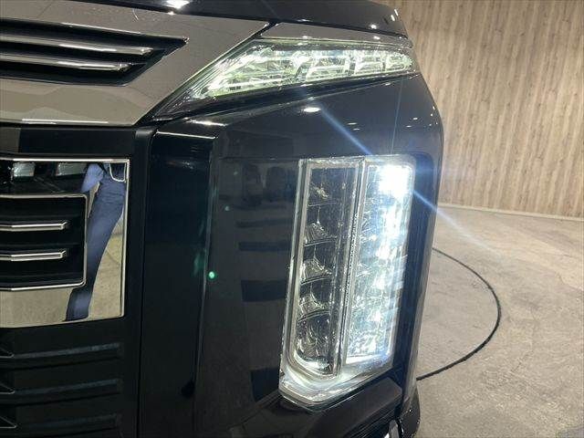 MITSUBISHI DELICA D:5 4WD 2019