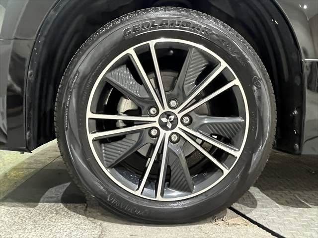 MITSUBISHI DELICA D:5 4WD 2019