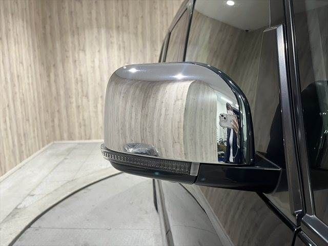 MITSUBISHI DELICA D:5 4WD 2019