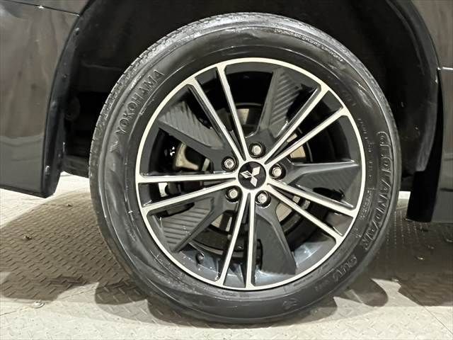 MITSUBISHI DELICA D:5 4WD 2019