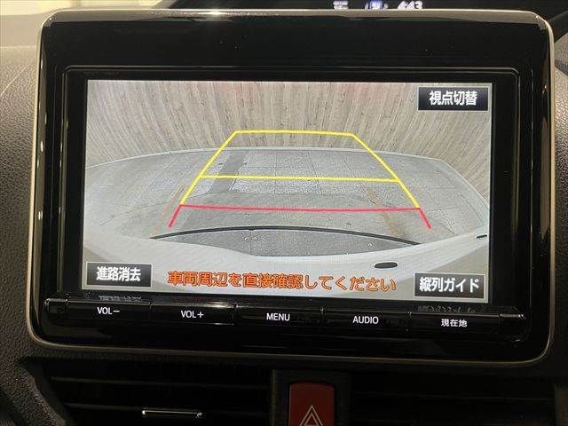 TOYOTA NOAH HYBRID 2017