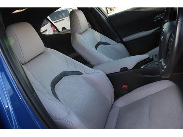 TOYOTA LEXUS UX250h 2019