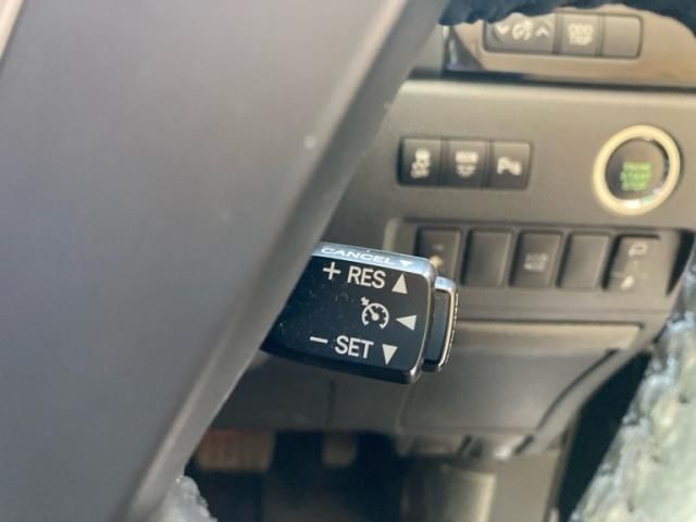 TOYOTA VELLFIRE 2013