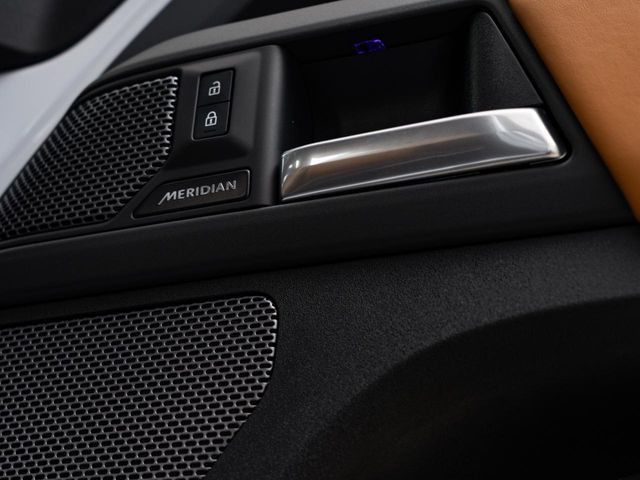 ROVER ROVER DEFENDER 2023