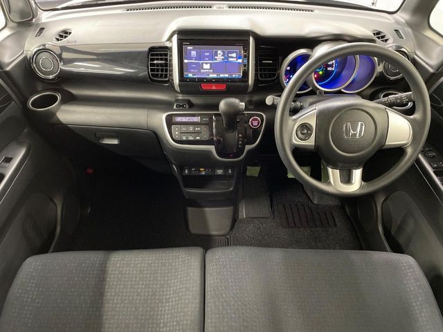 HONDA N BOX CUSTOM 2017