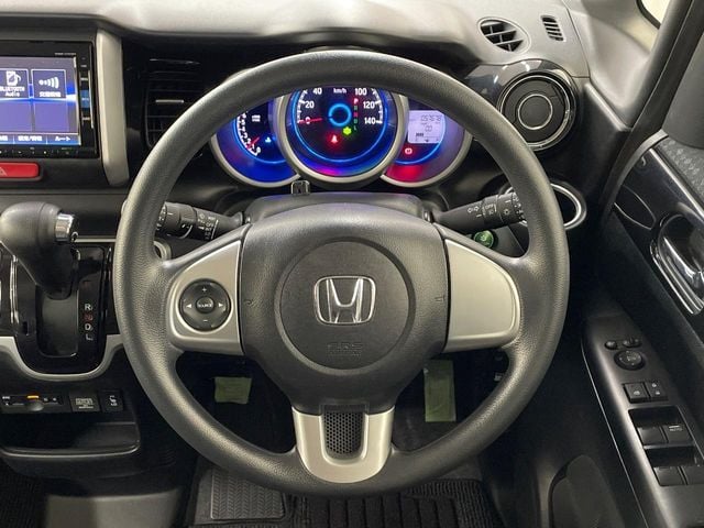 HONDA N BOX CUSTOM 2017