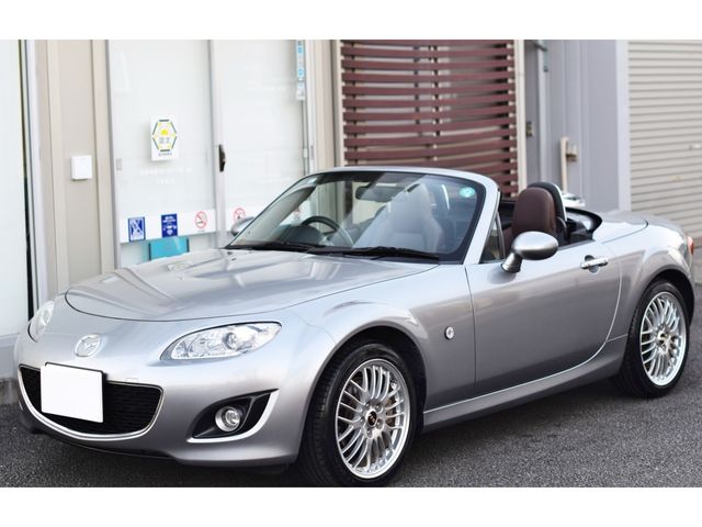 MAZDA ROADSTER 2009