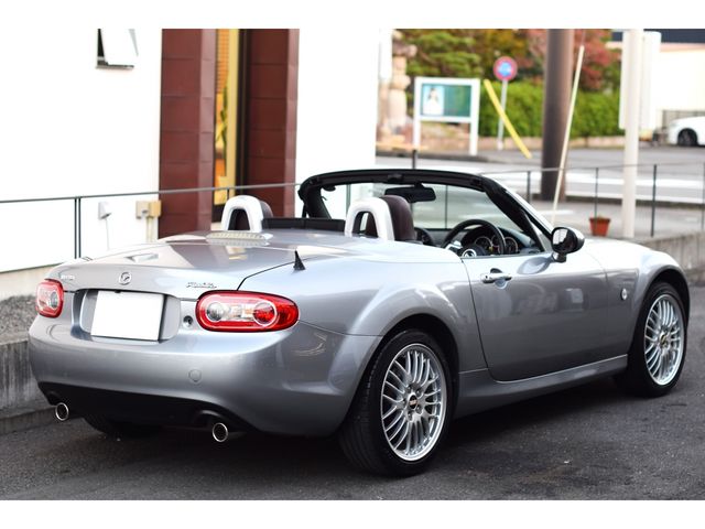 MAZDA ROADSTER 2009