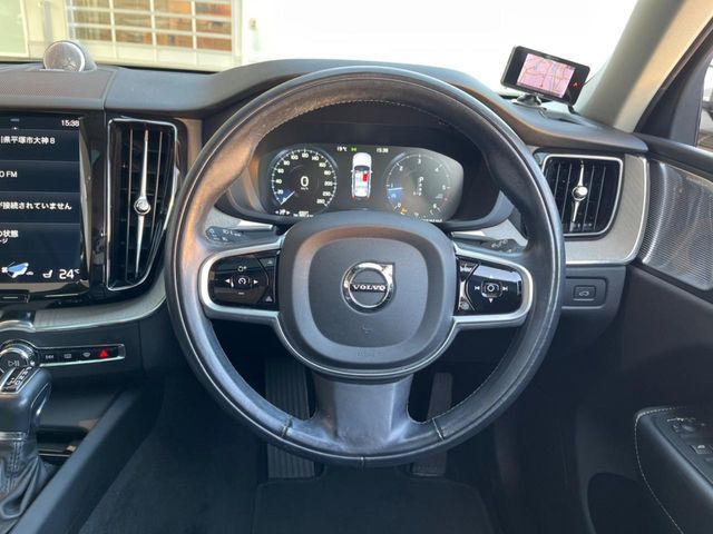 VOLVO VOLVO XC60 2018