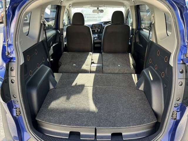 TOYOTA SIENTA HYBRID 2021