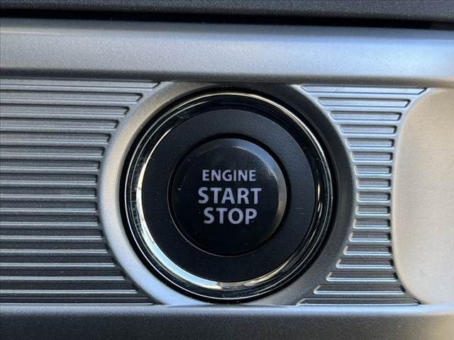 SUZUKI Spacia GEAR 2022