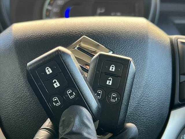 SUZUKI Spacia GEAR 2022