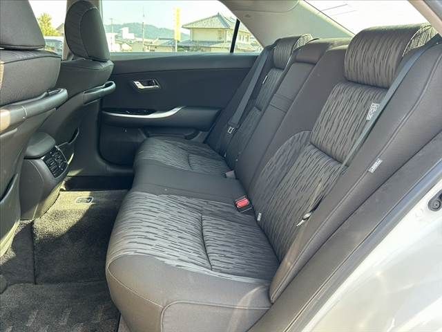 TOYOTA CROWN sedan 2010