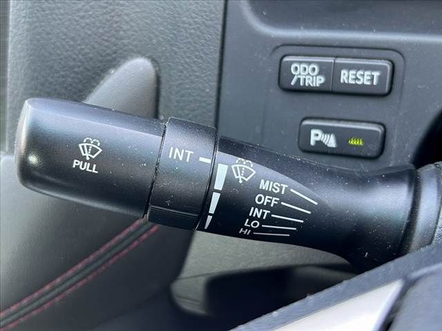 TOYOTA CROWN sedan 2010