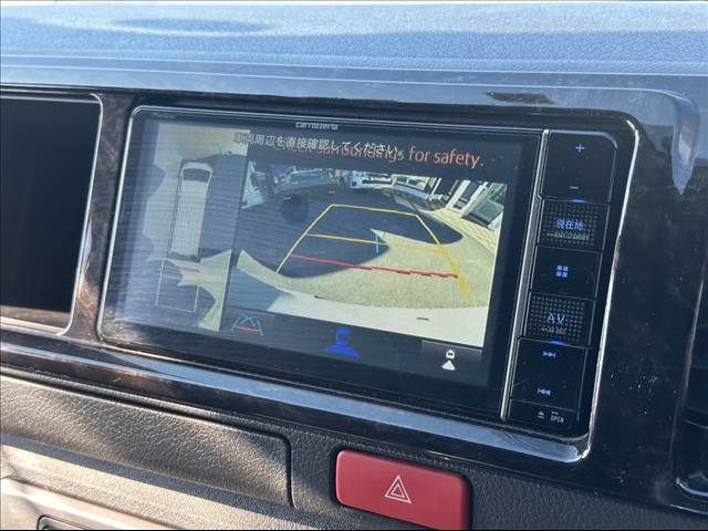 TOYOTA HIACE van 4WD 2022