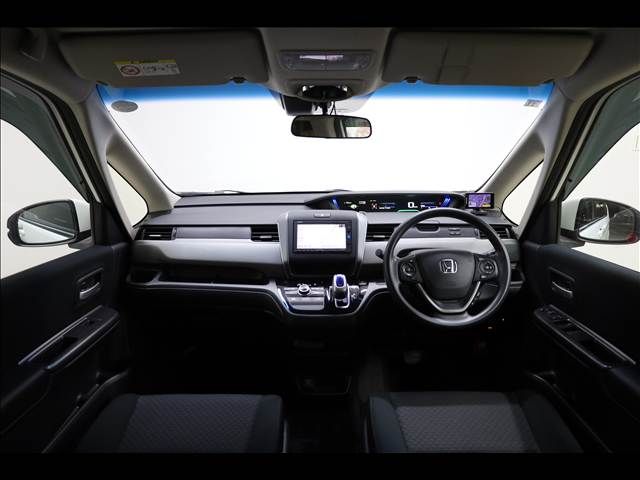 HONDA FREED plus HYBRID 2016