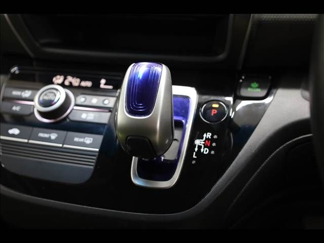 HONDA FREED plus HYBRID 2016