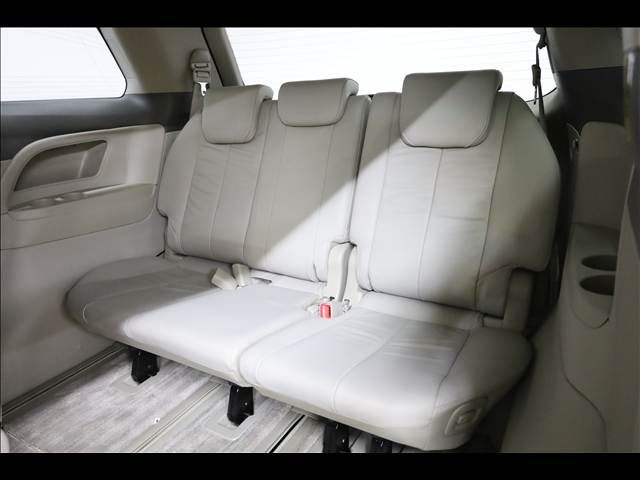 TOYOTA ESTIMA HYBRID 4WD 2011