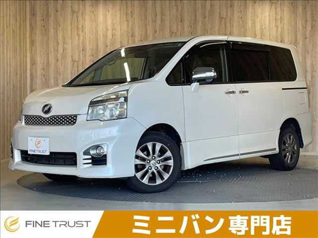 TOYOTA VOXY 4WD 2012