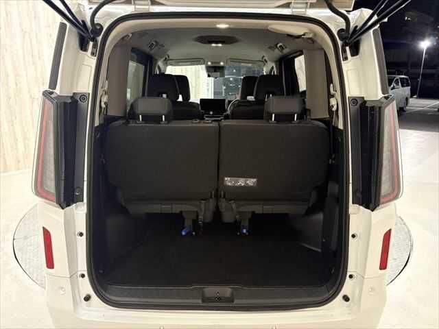 NISSAN SERENA  WG 2023