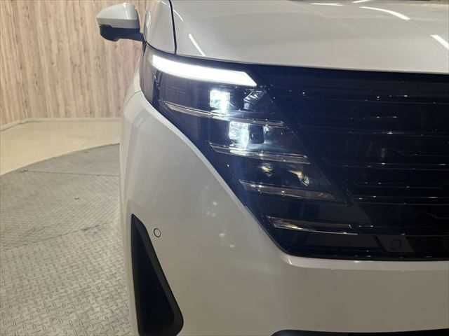 NISSAN SERENA  WG 2023