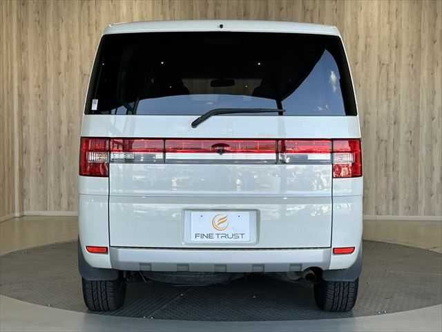 MITSUBISHI DELICA D:5 4WD 2014