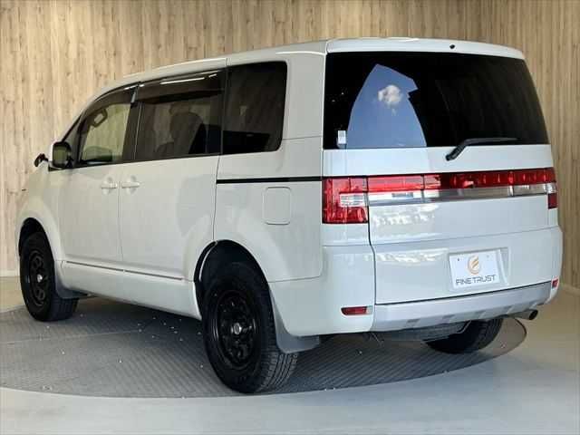 MITSUBISHI DELICA D:5 4WD 2014