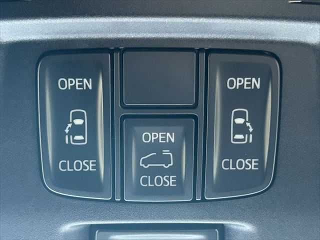 TOYOTA VELLFIRE 2016