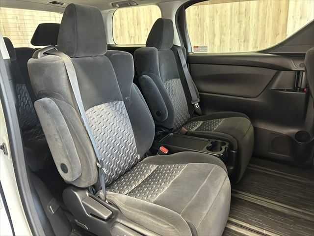 TOYOTA VELLFIRE 2016