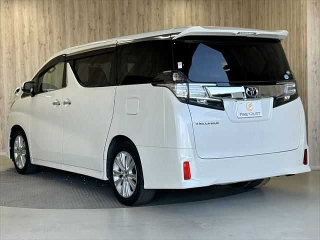 TOYOTA VELLFIRE 2016