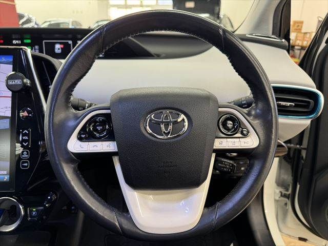 TOYOTA PRIUS PHV 2017