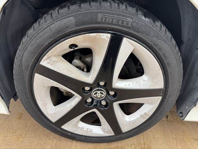 TOYOTA PRIUS PHV 2017