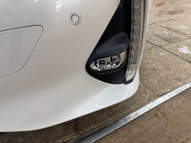 TOYOTA PRIUS PHV 2017