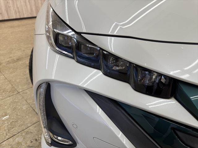 TOYOTA PRIUS PHV 2017