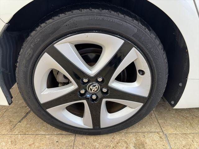 TOYOTA PRIUS PHV 2017