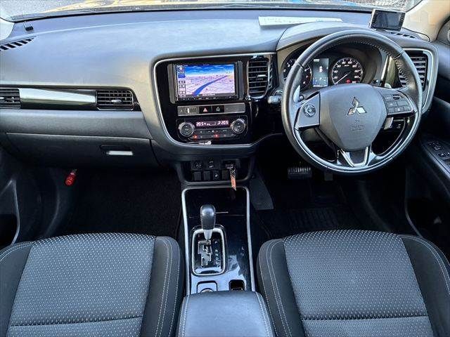 MITSUBISHI OUTLANDER 4WD 2018