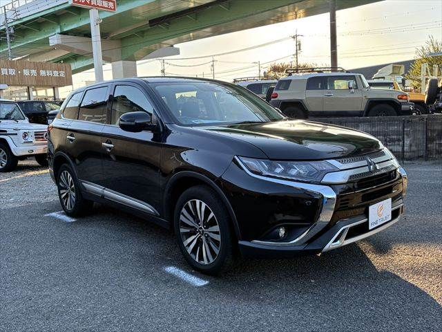 MITSUBISHI OUTLANDER 4WD 2018