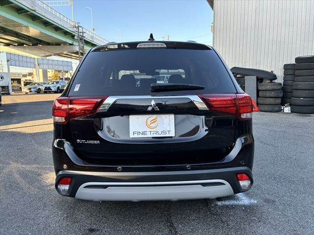 MITSUBISHI OUTLANDER 4WD 2018