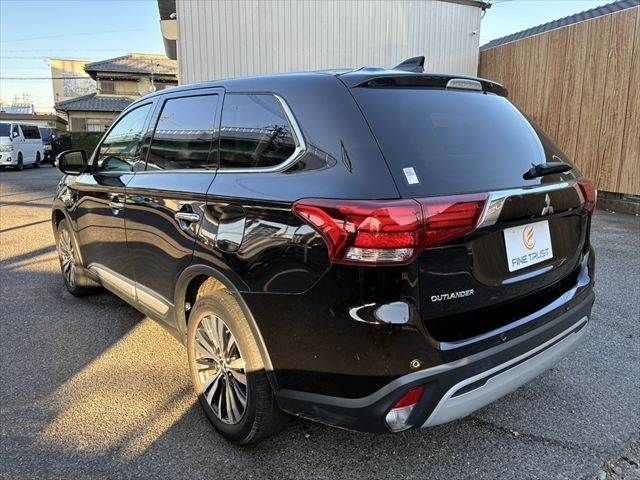 MITSUBISHI OUTLANDER 4WD 2018