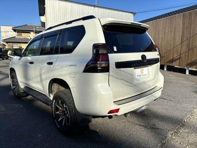 TOYOTA LANDCRUISER PRADO 2014