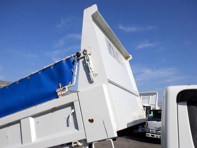 MITSUBISHI CANTER 2019