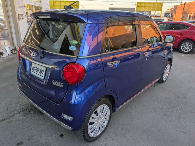 DAIHATSU CAST STYLE 2015