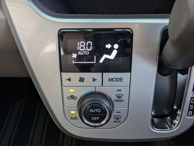 DAIHATSU CAST STYLE 2015