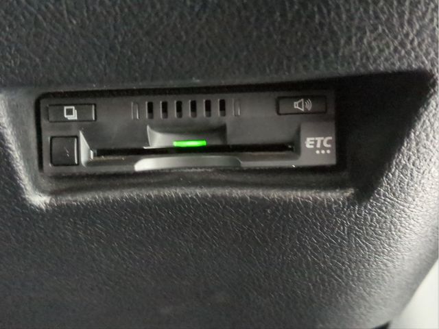 TOYOTA SIENTA HYBRID 2019