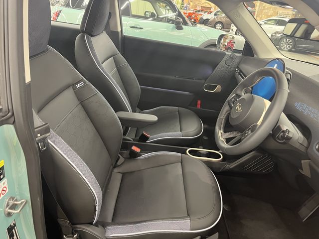 BMW MINI COOPER 2025