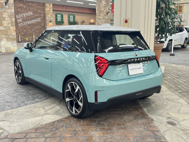 BMW MINI COOPER 2025