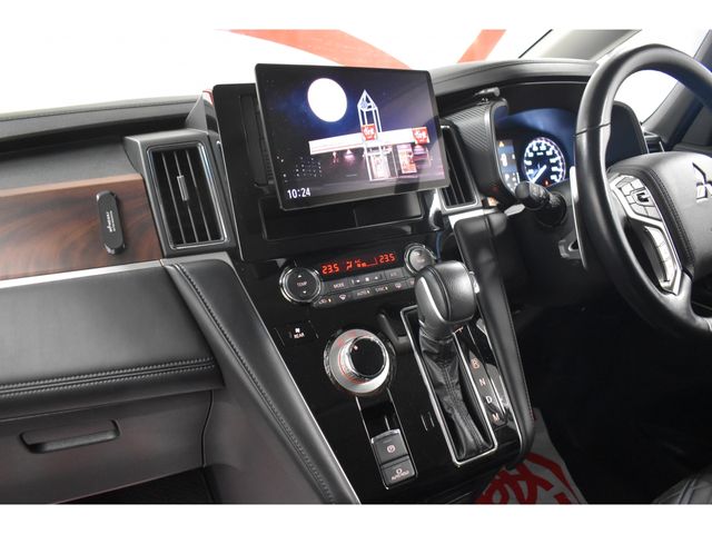 MITSUBISHI DELICA D:5 4WD 2021