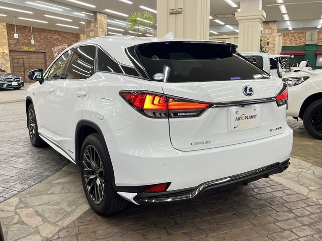 TOYOTA LEXUS RX450h AWD 2021