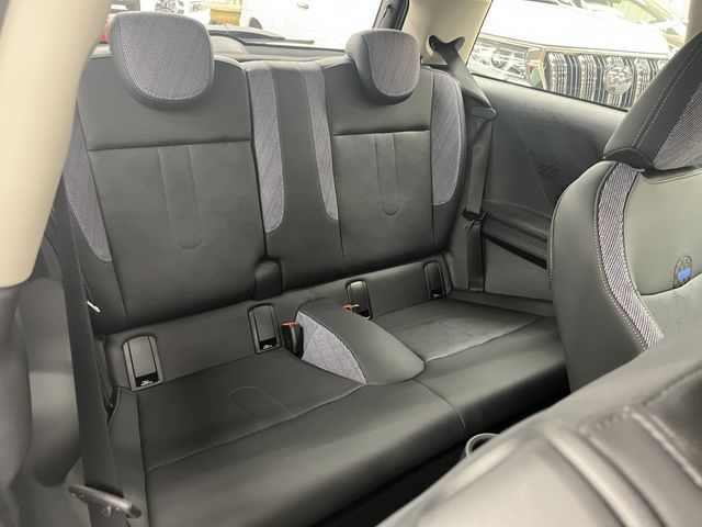 BMW MINI COOPER 2025