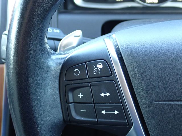 VOLVO VOLVO XC60 2017